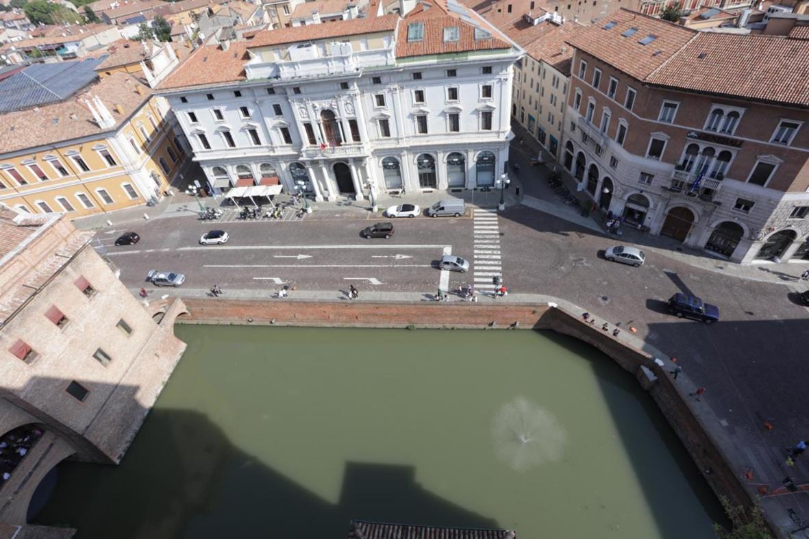 Letto A Castello Panzió Ferrara Kültér fotó